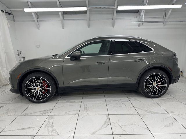 2025 Porsche Macan Electric 4S