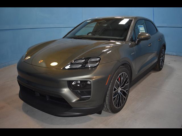 2025 Porsche Macan Electric 4S