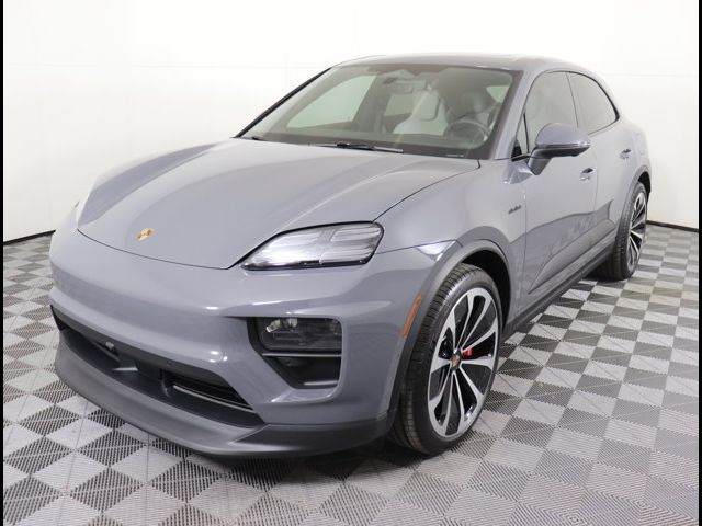 2025 Porsche Macan Electric 4S