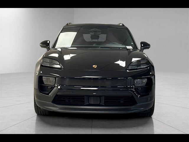 2025 Porsche Macan Electric 4S