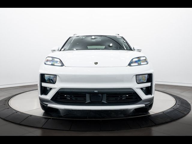 2025 Porsche Macan Electric Turbo