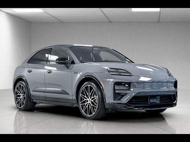 2025 Porsche Macan Electric Turbo
