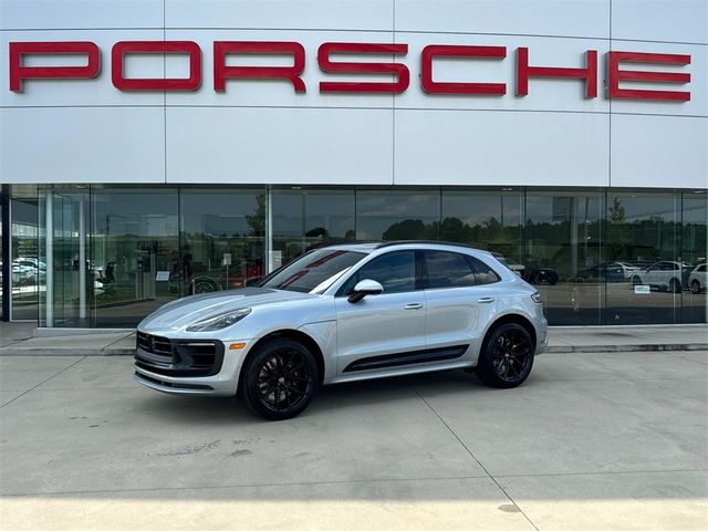 2025 Porsche Macan GTS