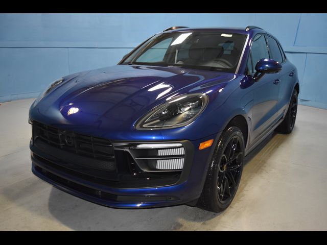 2025 Porsche Macan GTS