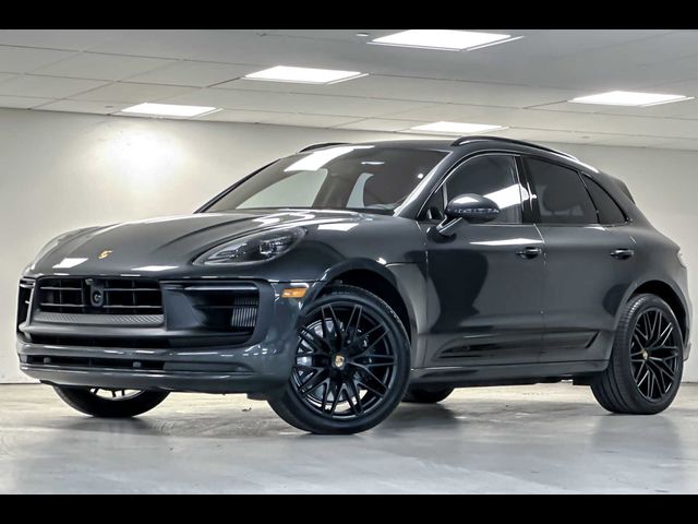 2025 Porsche Macan GTS