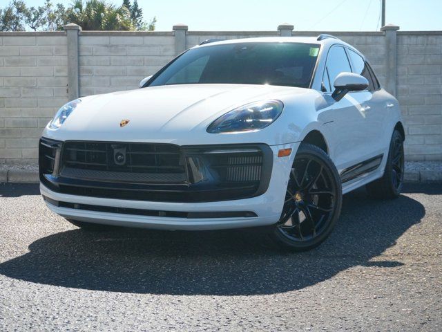 2025 Porsche Macan GTS