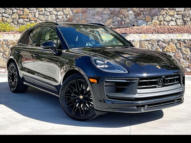 2025 Porsche Macan GTS