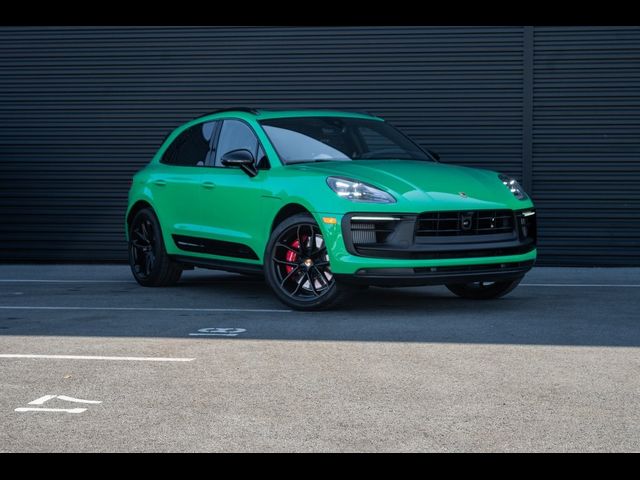 2025 Porsche Macan GTS