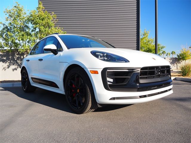 2025 Porsche Macan GTS