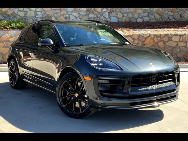 2025 Porsche Macan GTS