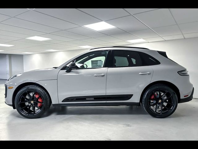 2025 Porsche Macan GTS