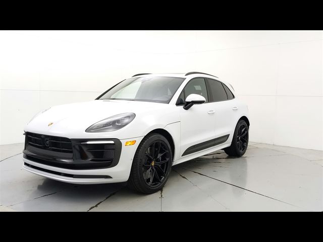 2025 Porsche Macan GTS