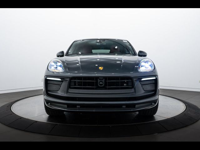 2025 Porsche Macan GTS