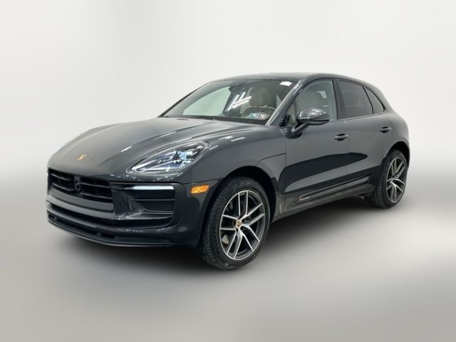 2025 Porsche Macan Base