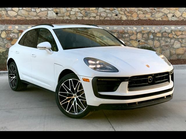 2025 Porsche Macan S