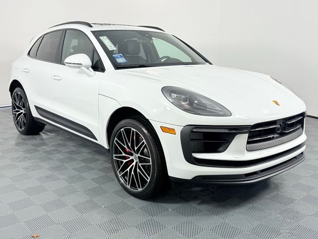 2025 Porsche Macan S