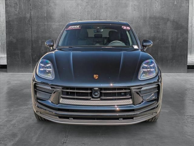2025 Porsche Macan S