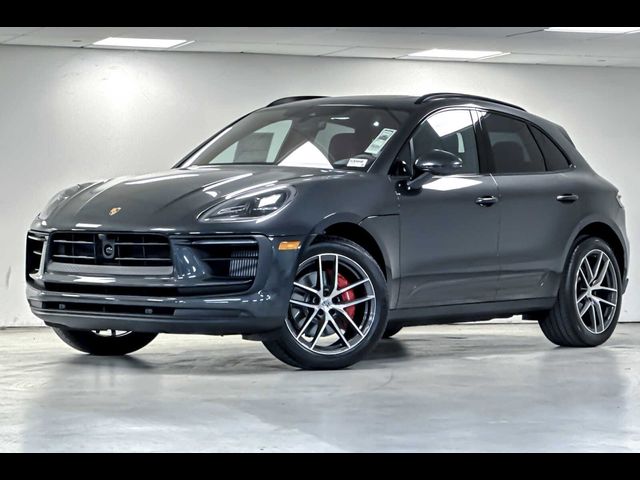 2025 Porsche Macan S