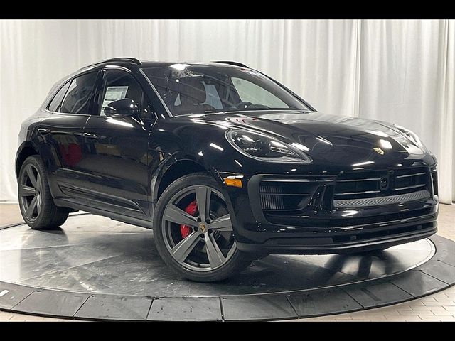 2025 Porsche Macan S