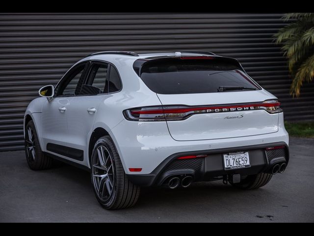 2025 Porsche Macan S