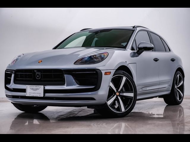 2025 Porsche Macan S