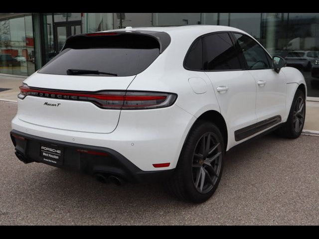 2025 Porsche Macan T