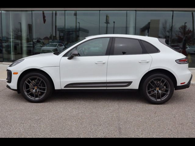 2025 Porsche Macan T