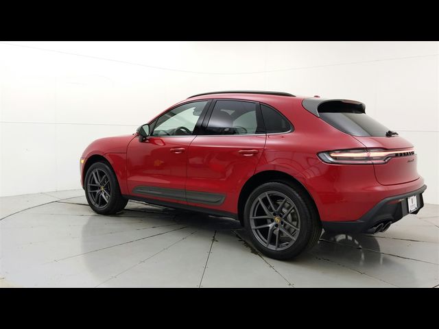 2025 Porsche Macan T