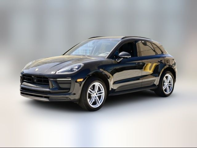 2025 Porsche Macan Base