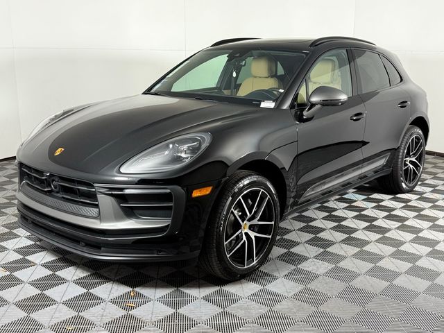 2025 Porsche Macan T