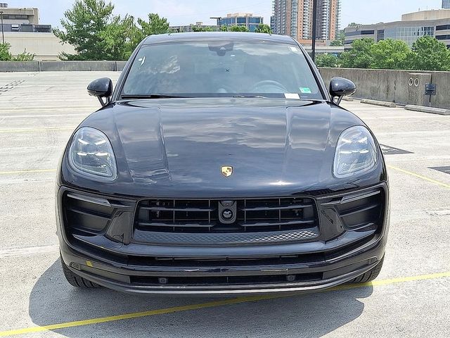 2025 Porsche Macan T