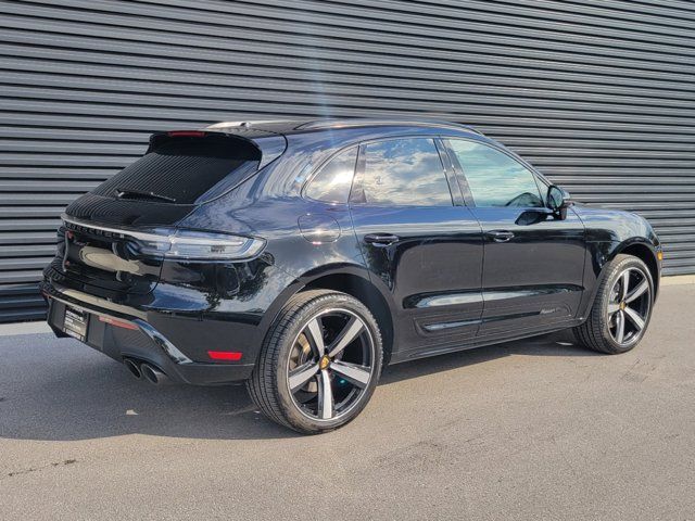 2025 Porsche Macan T