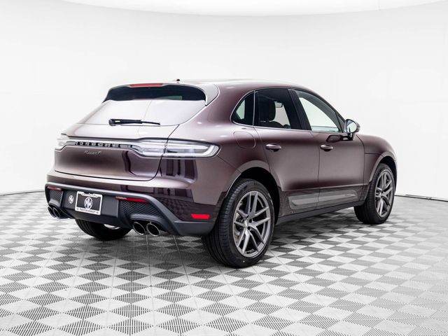 2025 Porsche Macan T