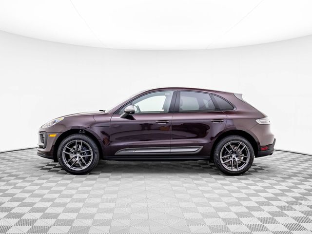 2025 Porsche Macan T