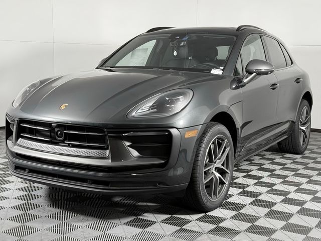 2025 Porsche Macan T