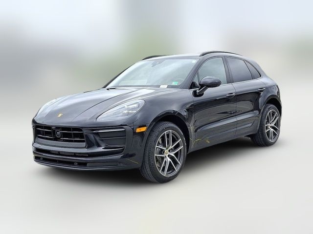 2025 Porsche Macan T