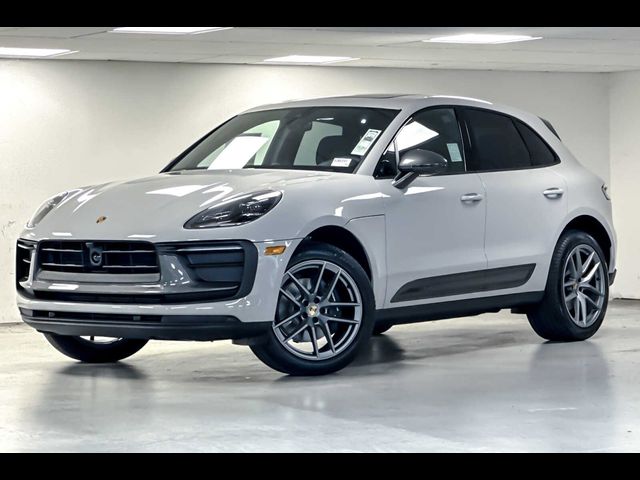 2025 Porsche Macan T