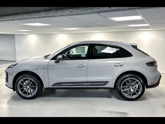 2025 Porsche Macan T