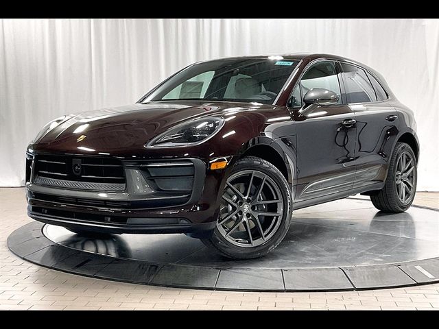 2025 Porsche Macan T