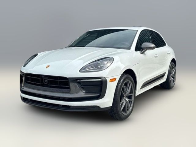 2025 Porsche Macan T