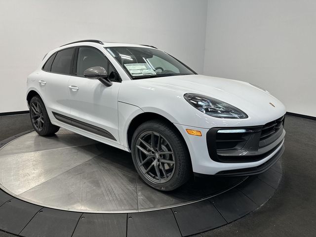 2025 Porsche Macan T