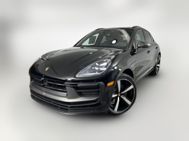 2025 Porsche Macan T