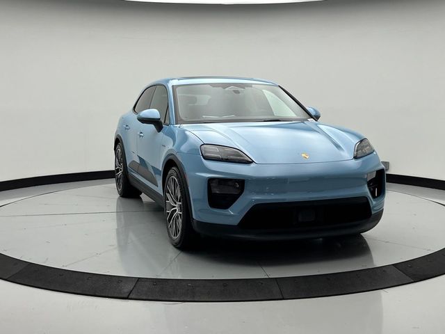 2025 Porsche Macan Electric 4
