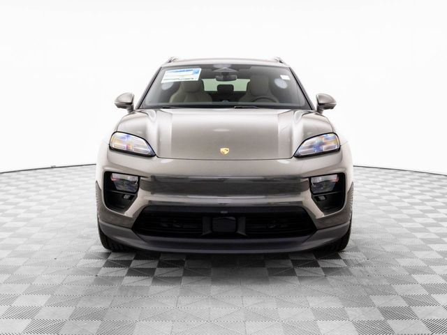 2025 Porsche Macan Electric 4
