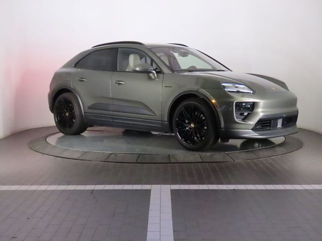 2025 Porsche Macan Electric 4