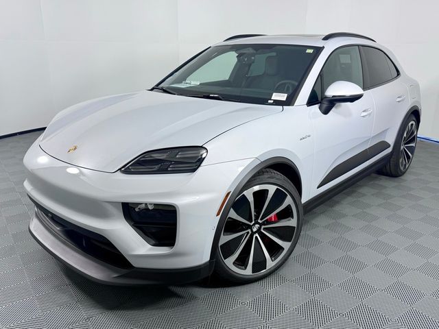 2025 Porsche Macan Electric 4S