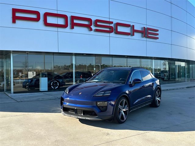 2025 Porsche Macan Electric 4S