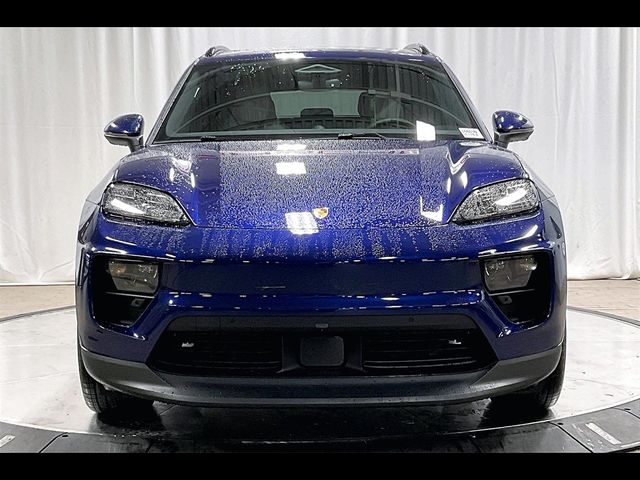 2025 Porsche Macan Electric 4S