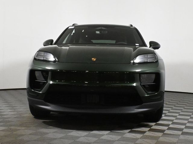 2025 Porsche Macan Electric 4S