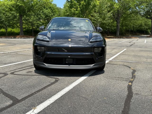 2025 Porsche Macan Electric 4S